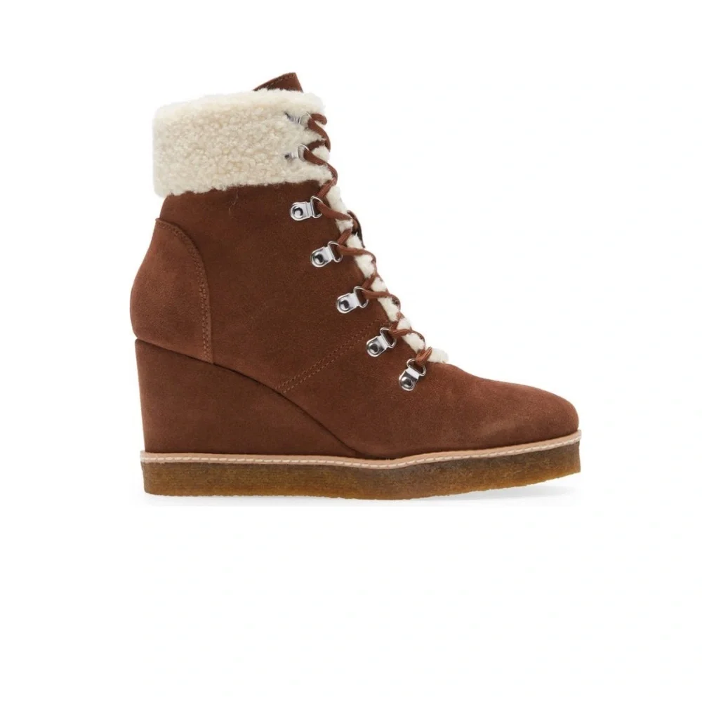 Steve Madden tap into