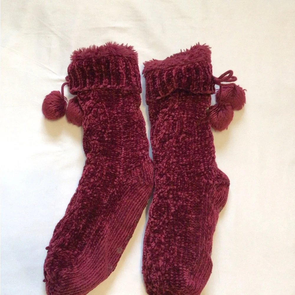 💸30%off2🛒 Jane Bleecker burgundy slipper socks