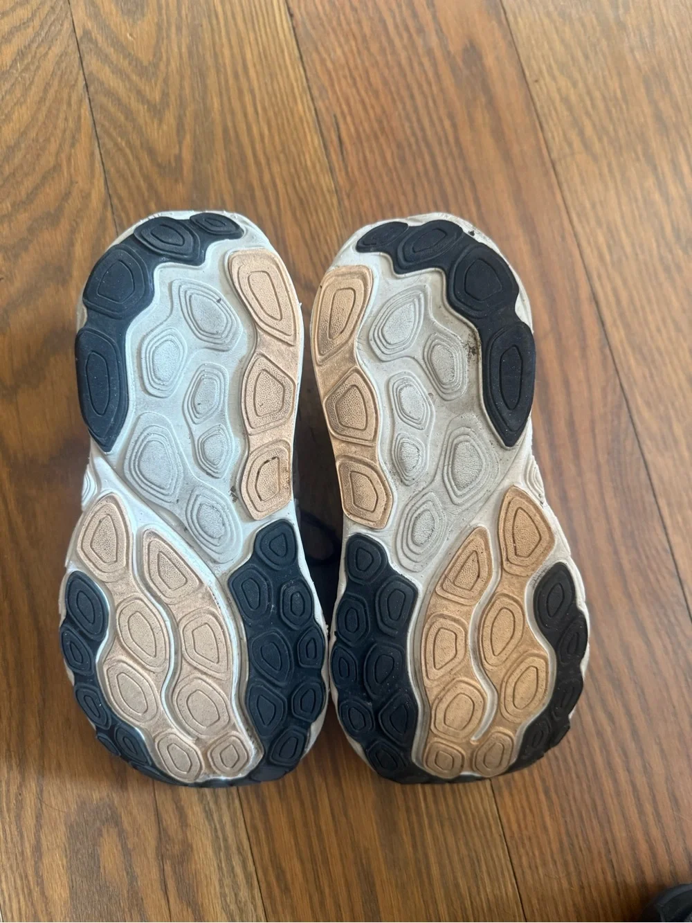 New Balance lightweight knit