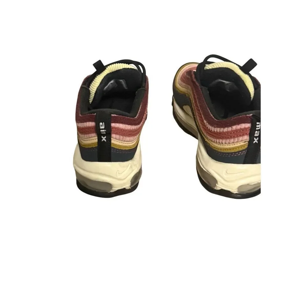 Nike women air