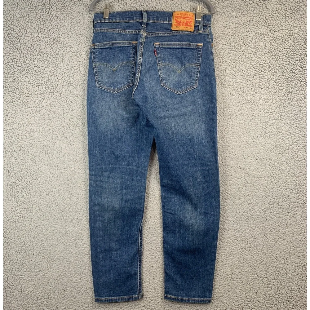 Levis fast shipping