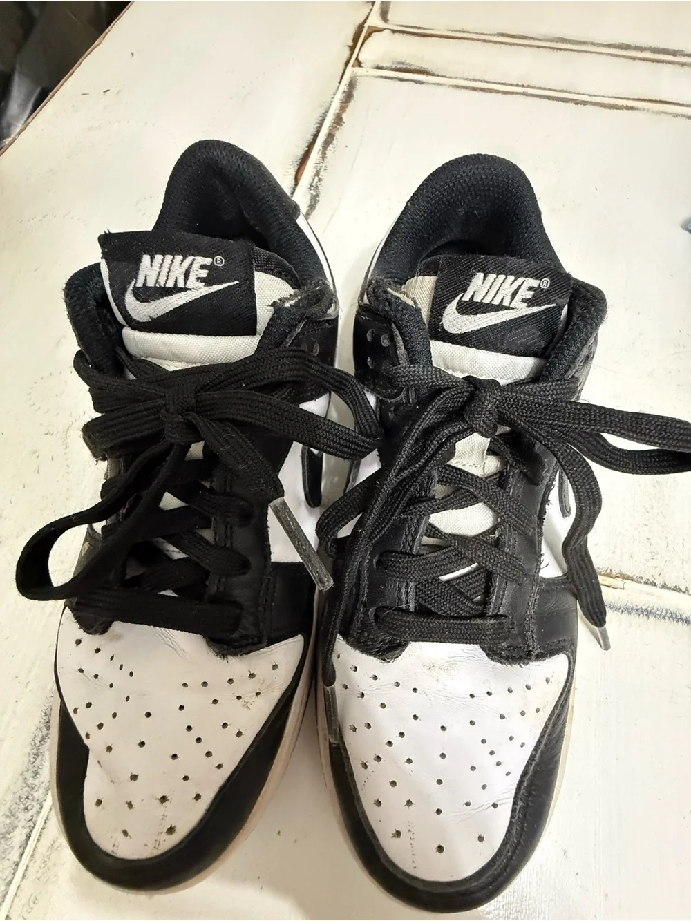 Nike classic black