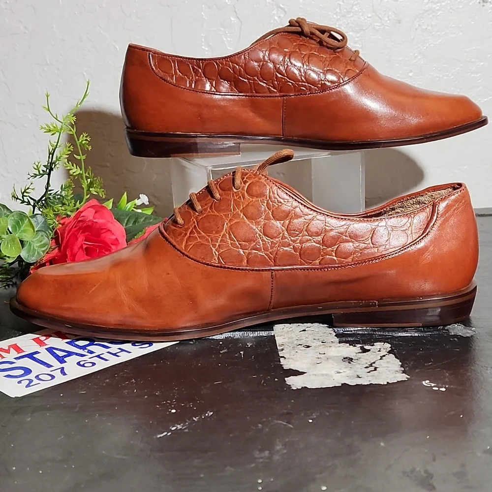 ANN MARINO Leather Embossed Women's Lace Tie Dress Shoe 8.5M