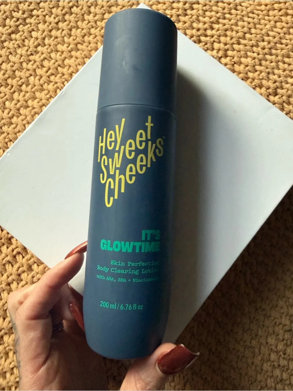 Hey Sweet Cheeks It's Glowtime Skin Perfecting Body Cleansing Lotion - Blue