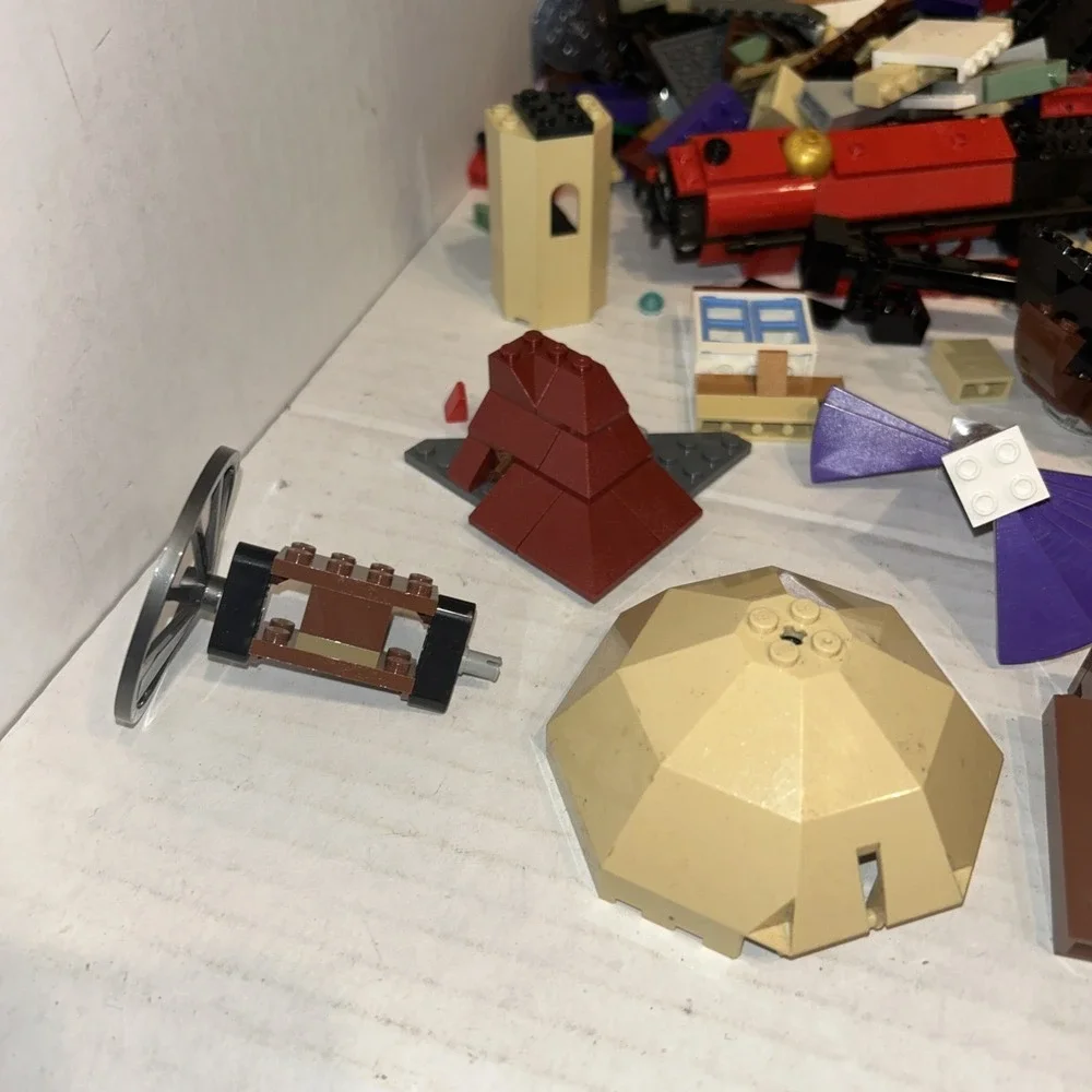 Lego dint think