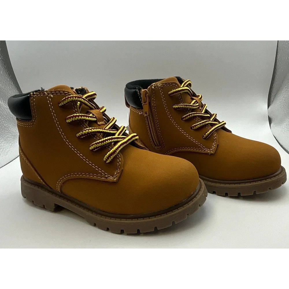 Carter's‎ Lander Kids Boots Size 11 - Brand New