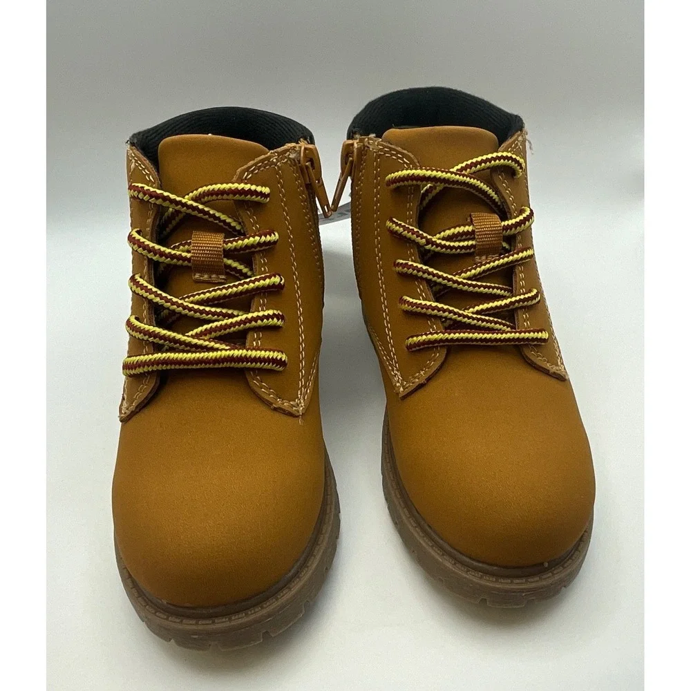 Carter's‎ Lander Kids Boots Size 11 - Brand New