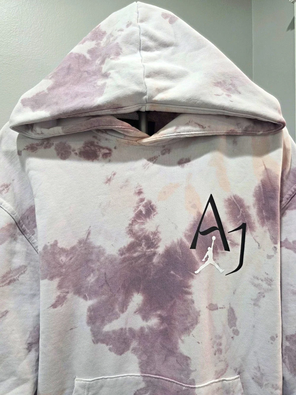 Jordan Air AJ1 Tie Dye Hoodie Men’s Medium Jumpman Basketball Pullover