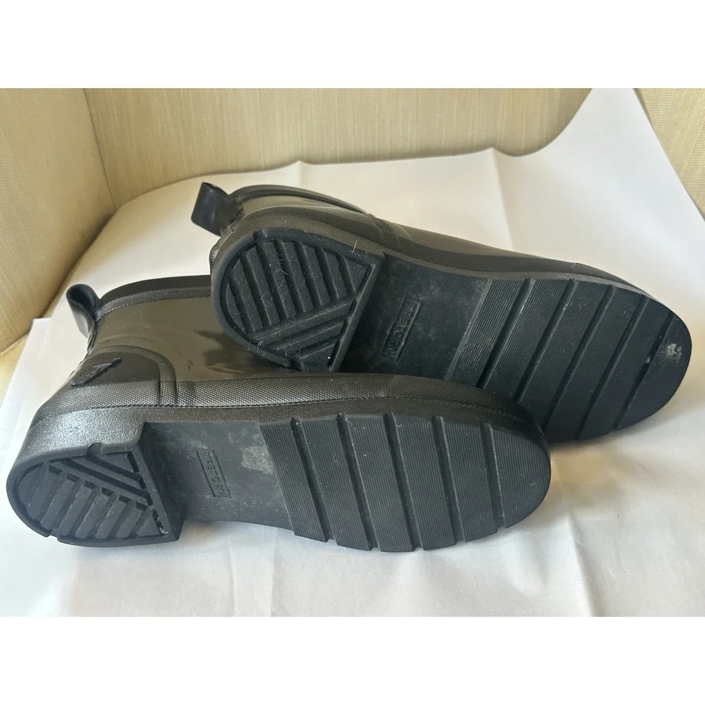 Tretorn boots collegiate