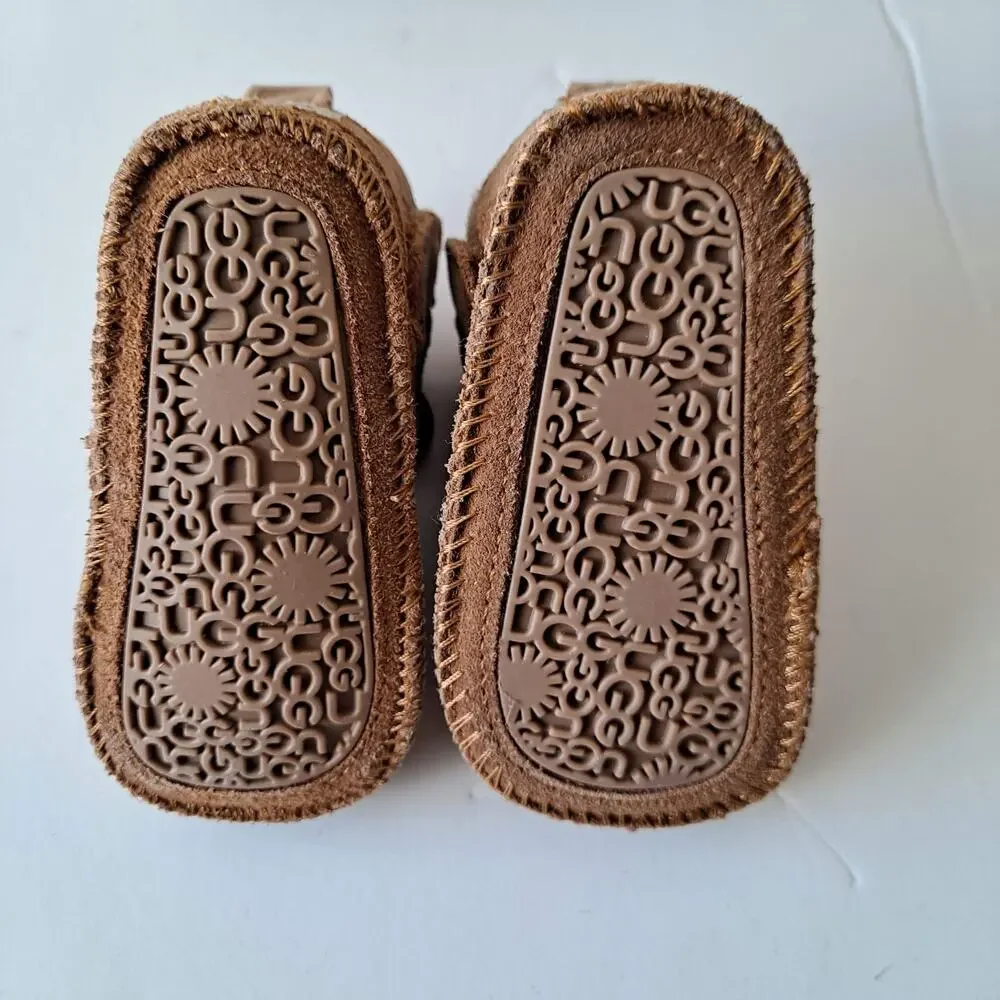 UGG nwb baby