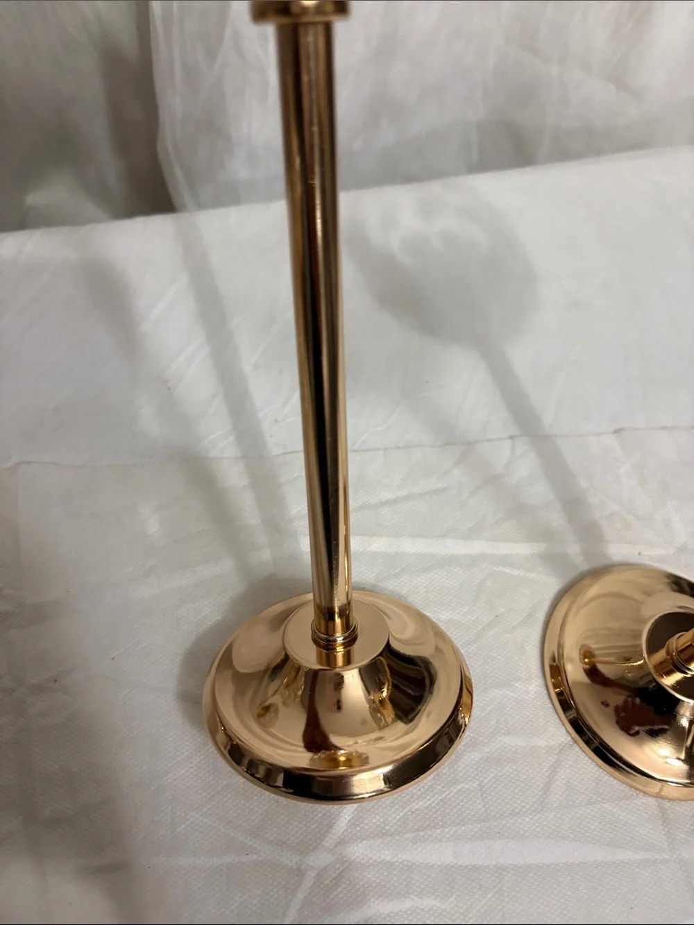 N/A elegant gold