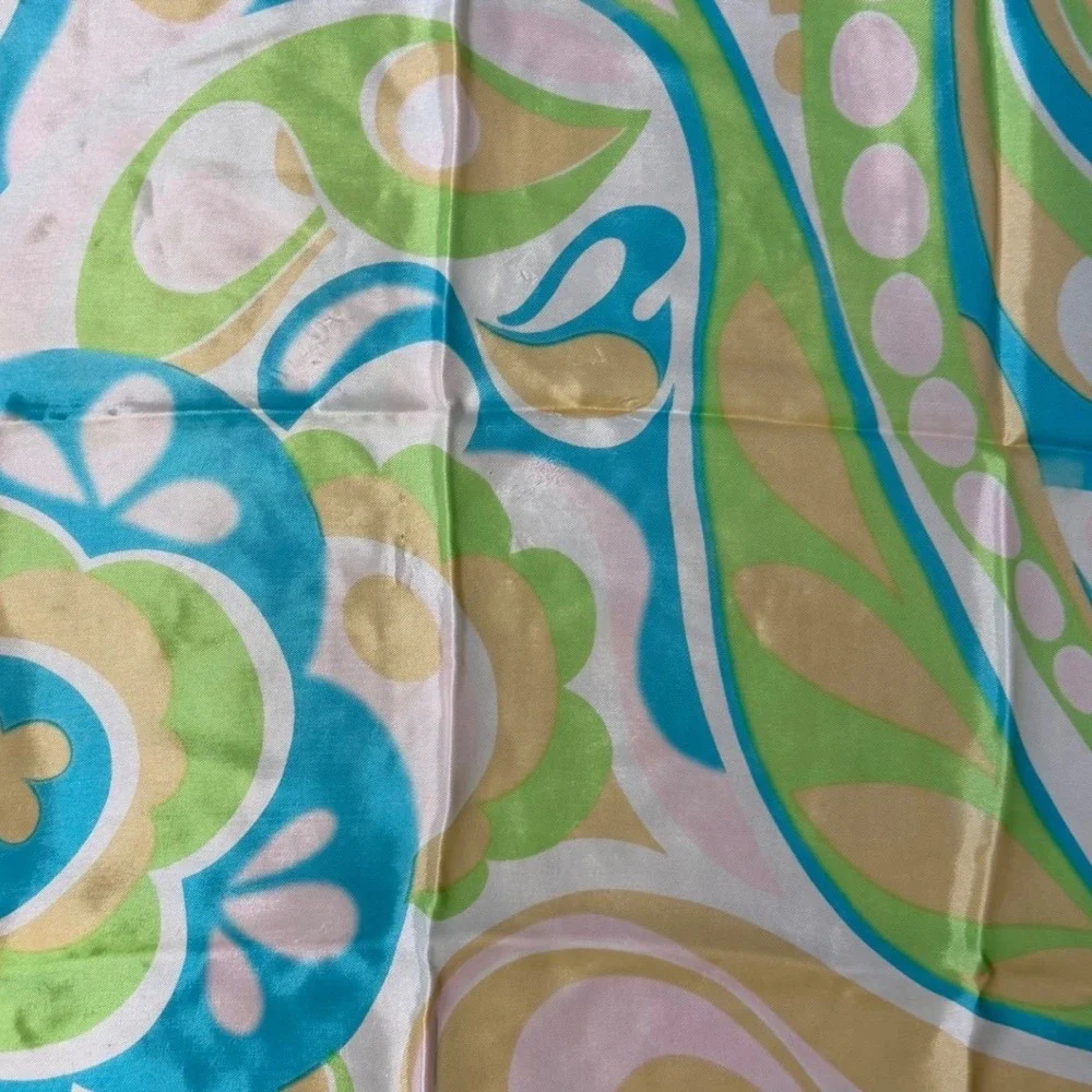 Vintage this vibrant