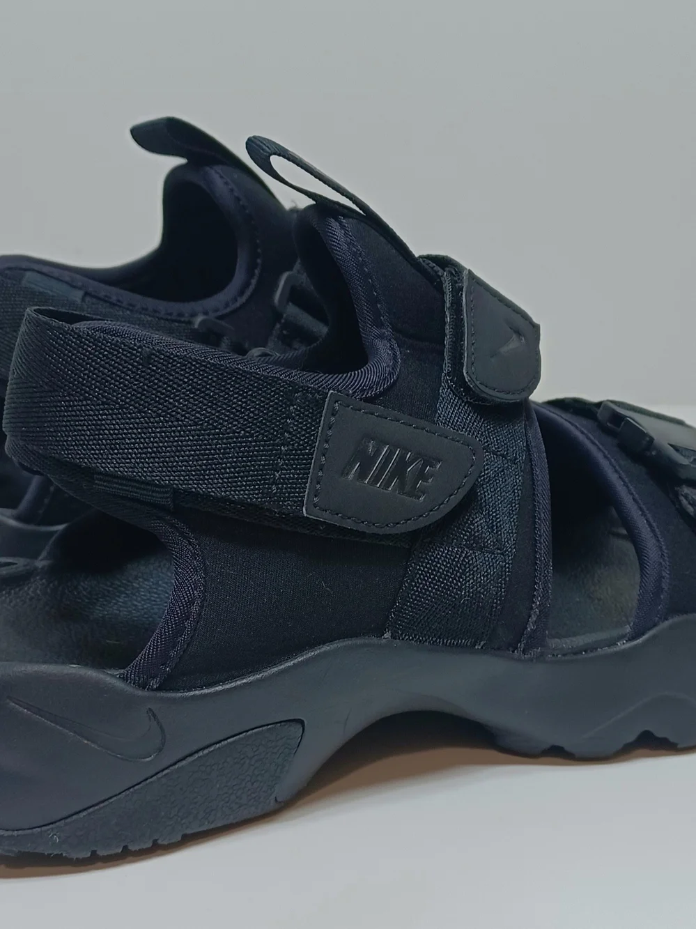 Nike men canyon