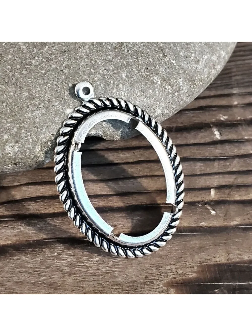 Sterling Silver Plated Rope Edge 25x18mm Oval Cabochon Pendant Prong Setting