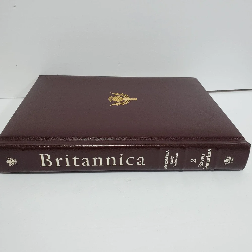 Britannica Micropedia Ready Reference Volume 2 Bayou‎ Ceanothus Hardcover Book