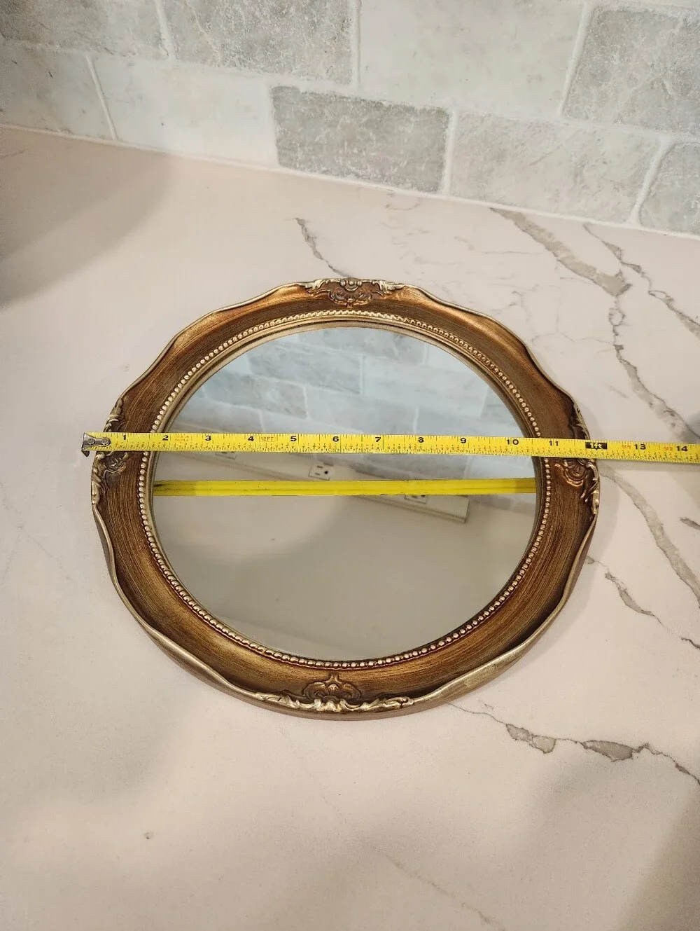 N/A gold tone