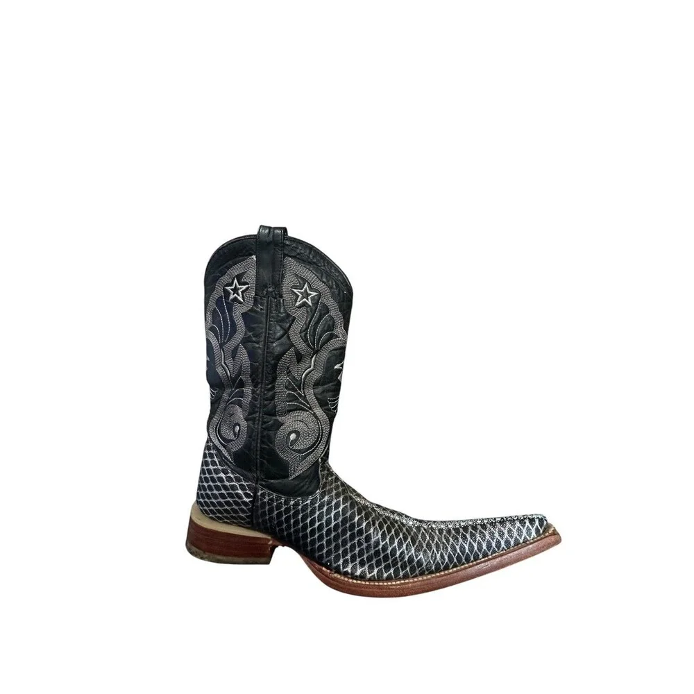 Tino Boots toe your snake