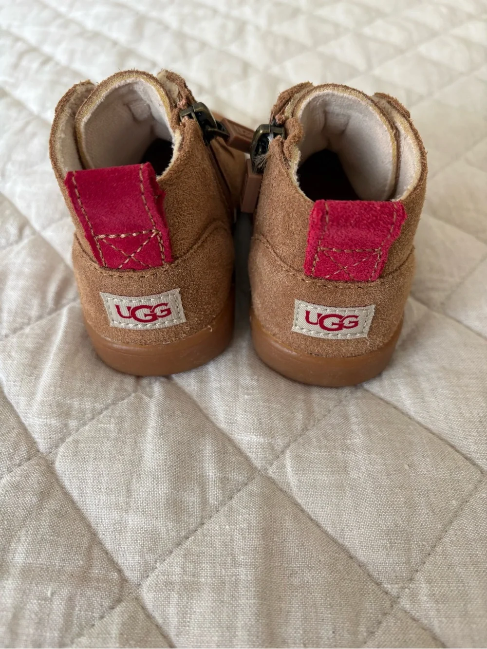 UGG classic tan