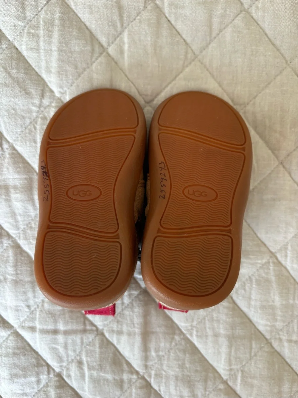UGG classic tan