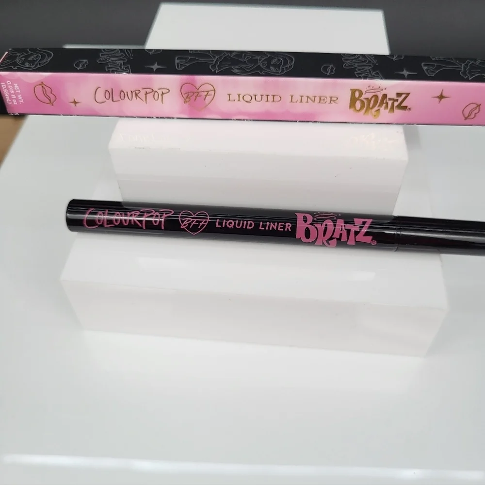 Colourpop create striking