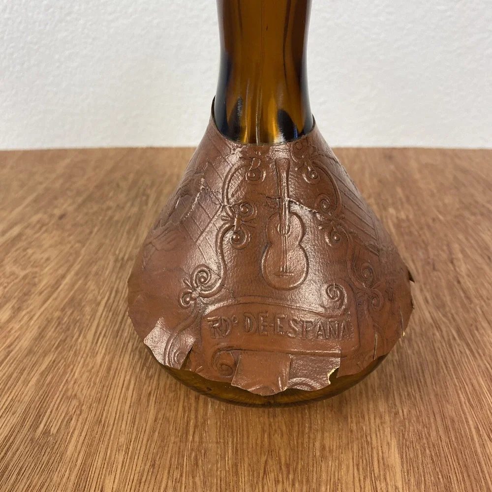 The Unbranded Brand vintage spanish