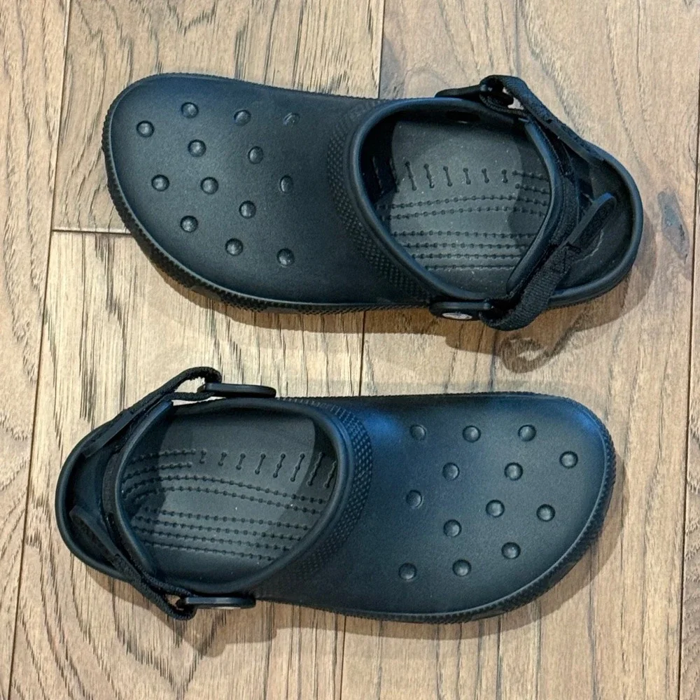 CROCS like new