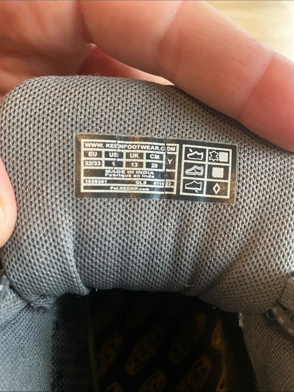 Keen sturdy kids