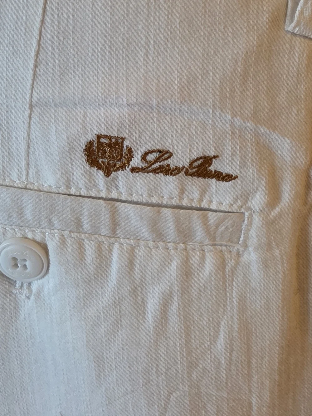 Loro Piana fabric crest loro