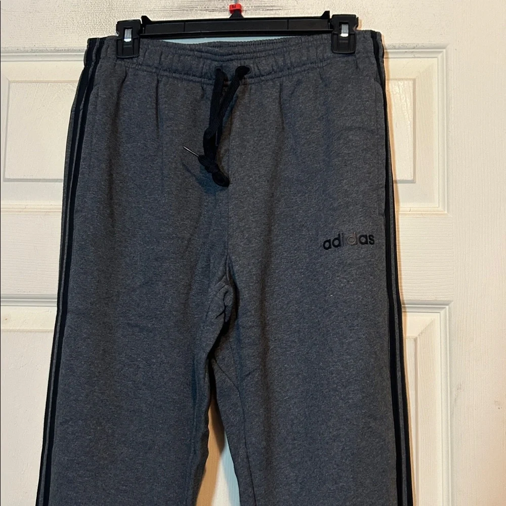 adidas joggers size b9