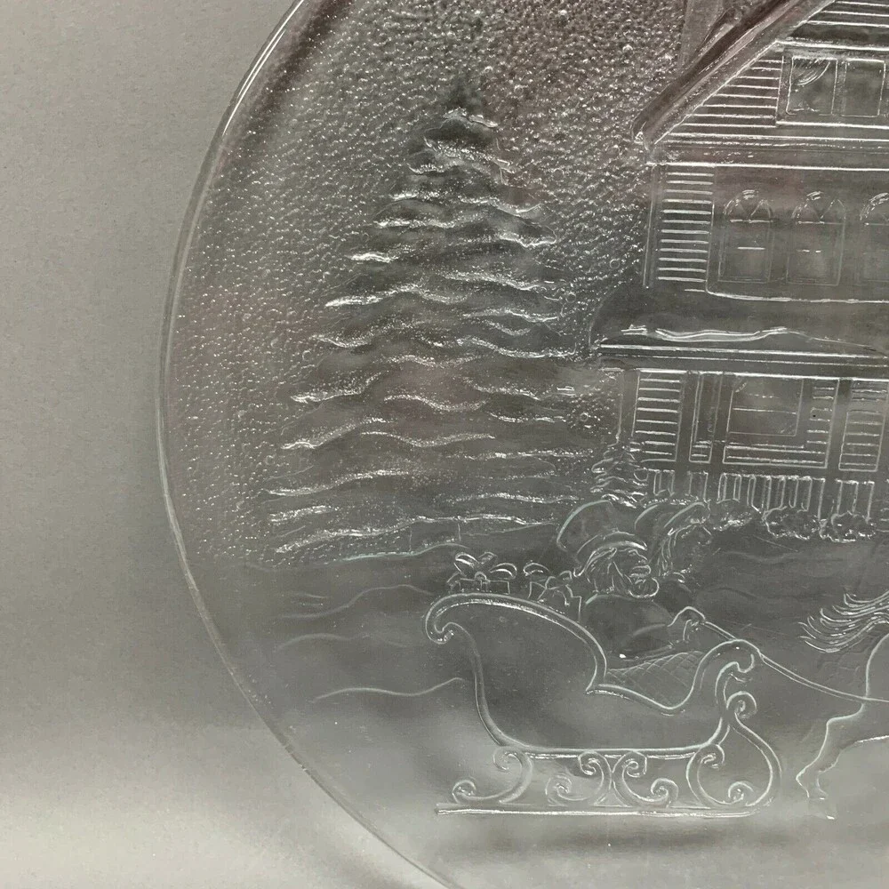 Unbranded clear glass