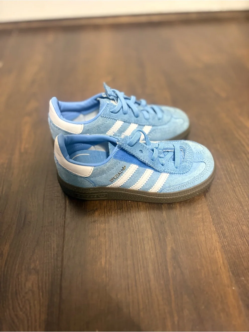 Adidas samba toddler size 9c Light Blue Suede Sneakers with White Stripes
