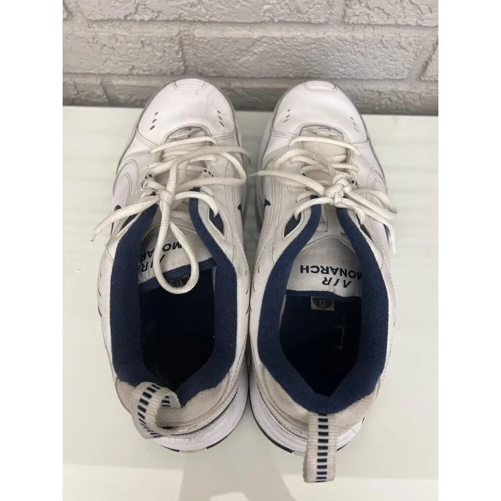 Nike features air
