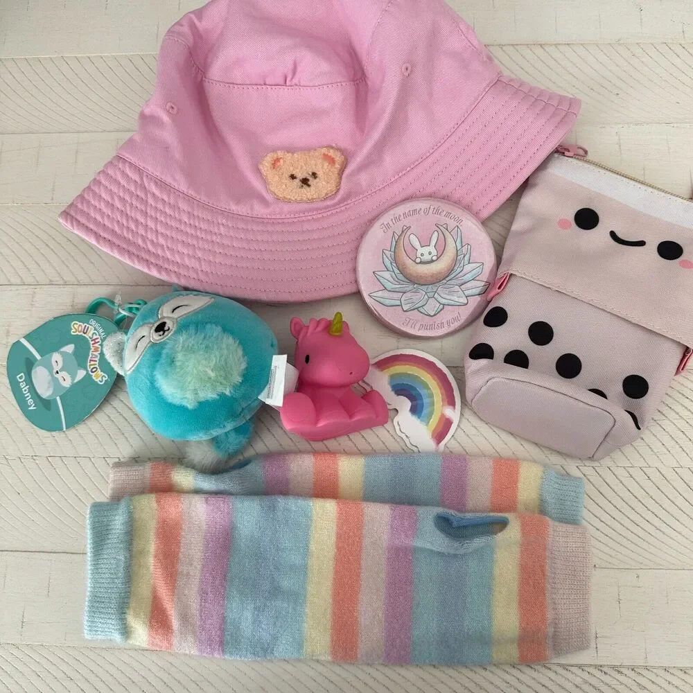 Kawaii Girl Lot Pastel Hot Topic Armwarmer,‎ Fishermen Hat, Sailor Moon, Boba