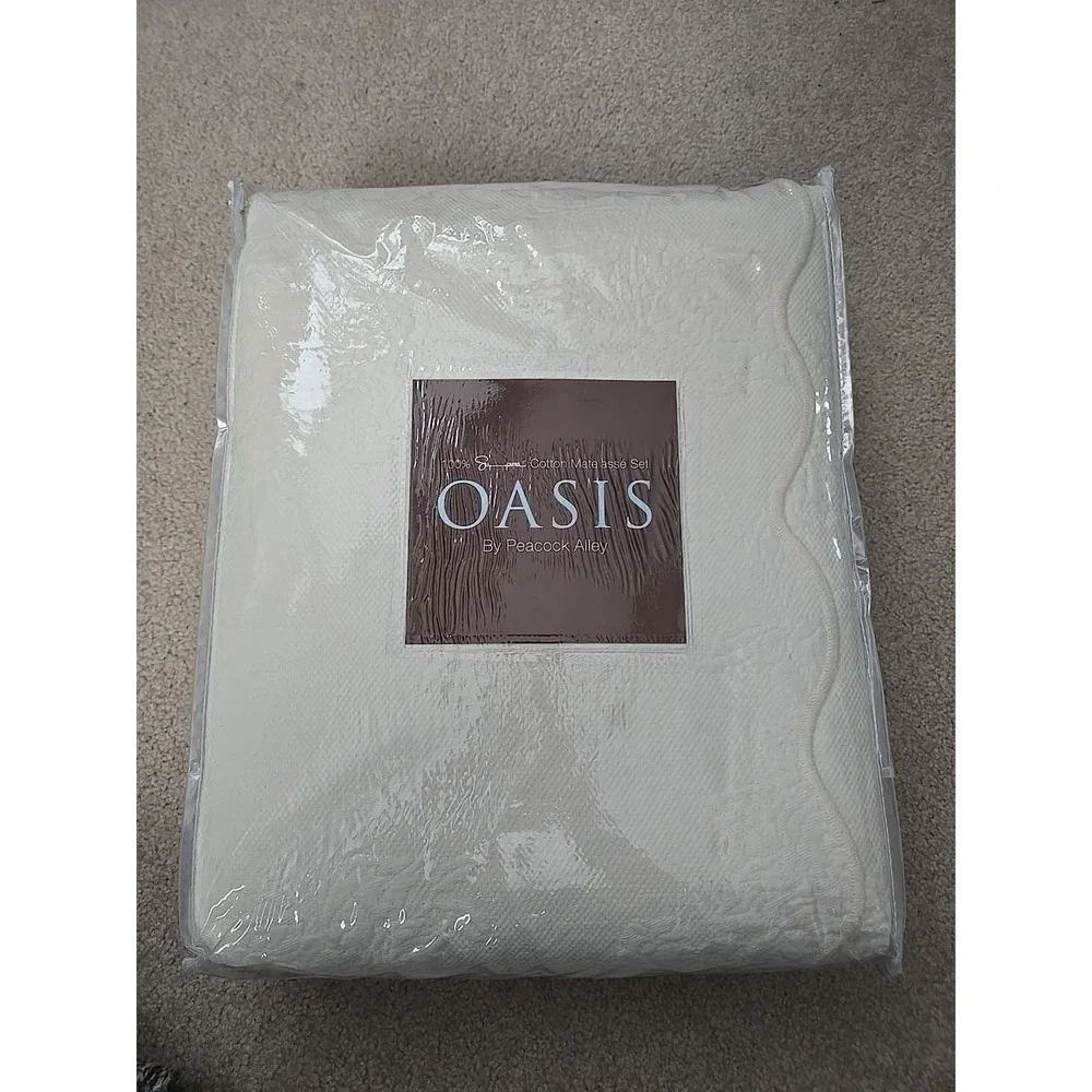 Peacock Alley Oasis Matelassé Coverlet Set 100%‎ Cotton Luxury Bedding + 2 Shams