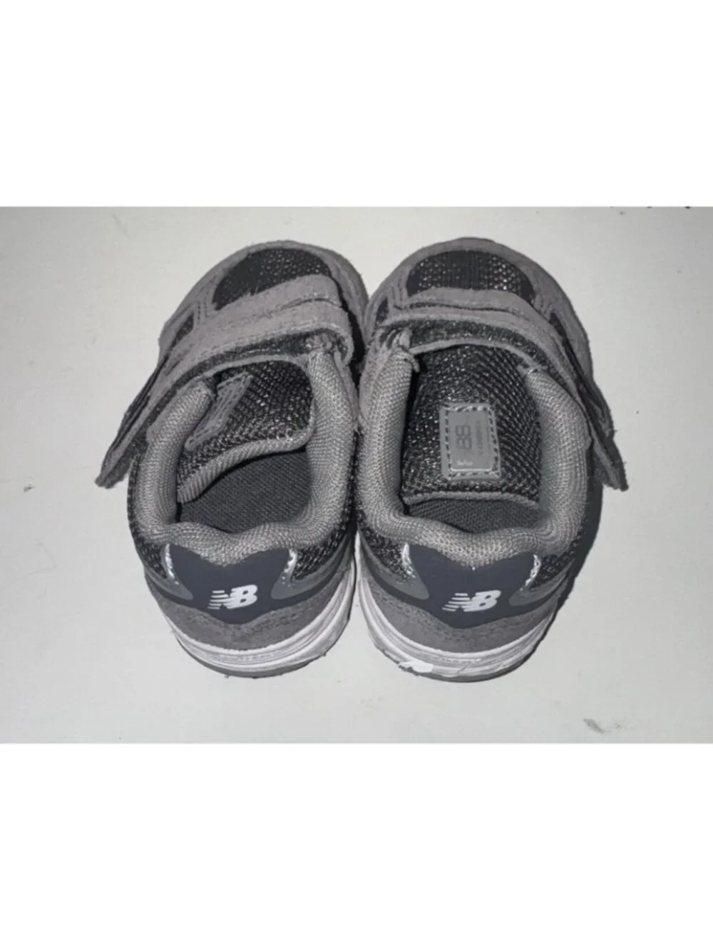New Balance 888v2 Boys Baby Suede Athletic Shoes Size 3 WIDE Gray Hook & Loop