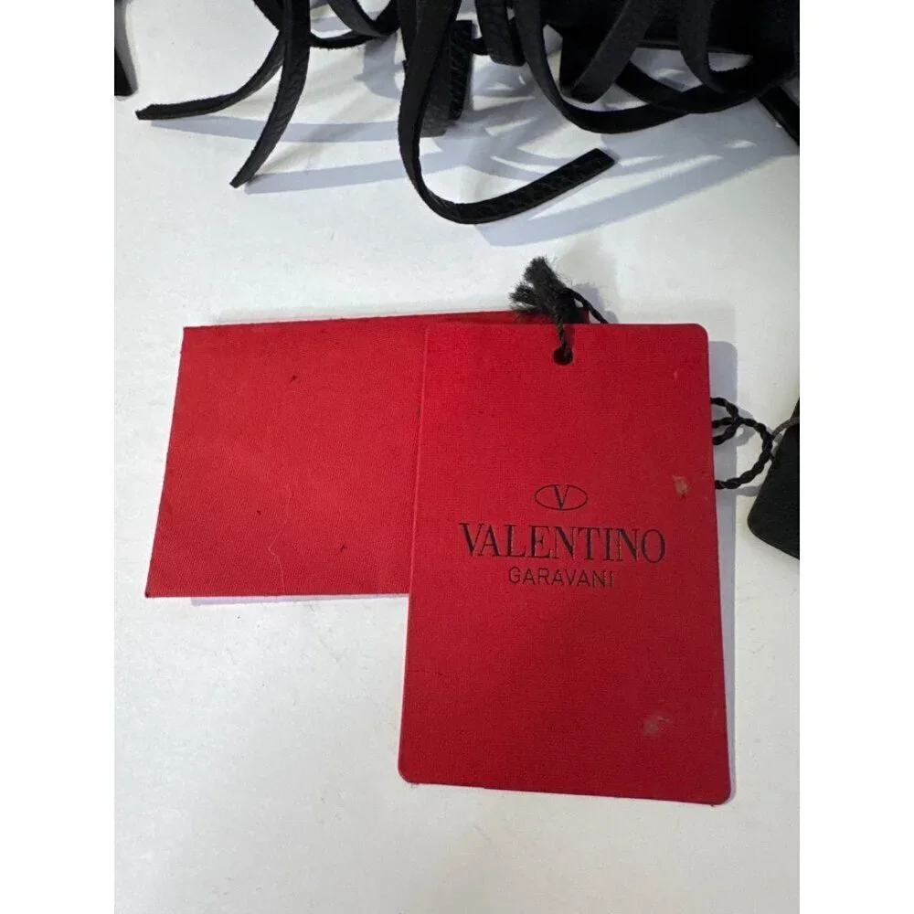 Valentino this shoulder