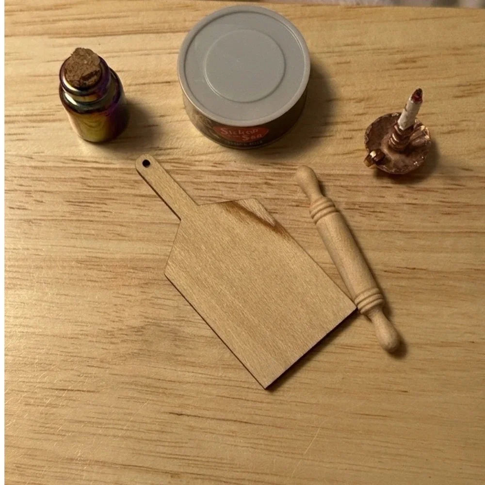 N/A miniature wooden