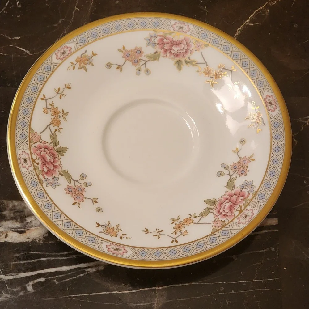 Royal Dalton add touch