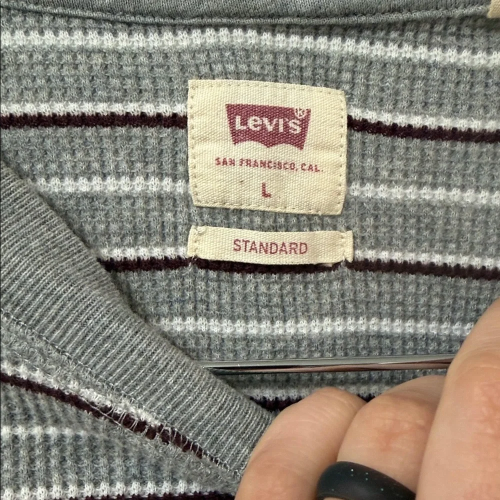 Levi's