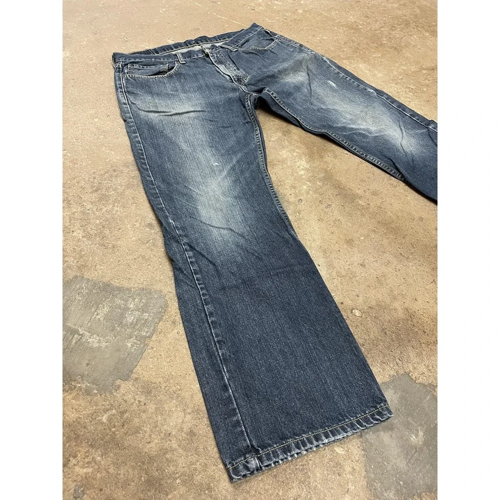 Levi's