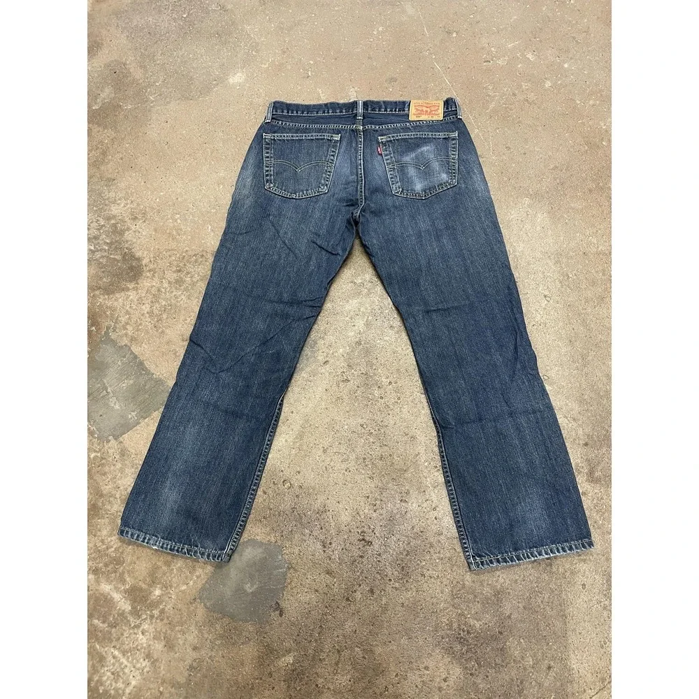 Levi's
