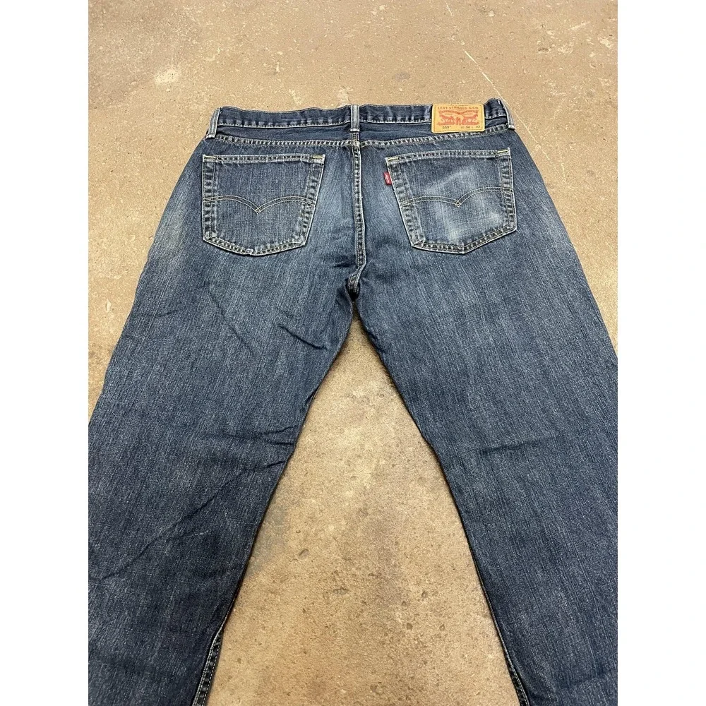 Levi's