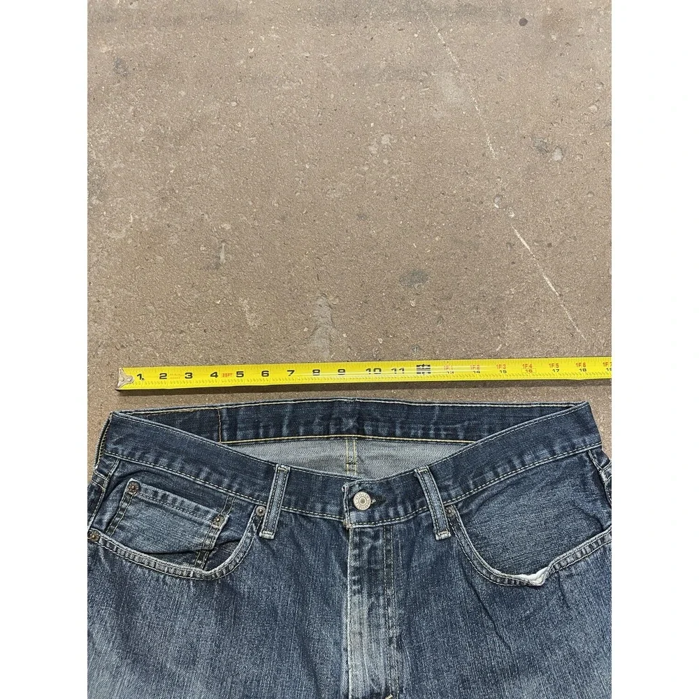 Levi's