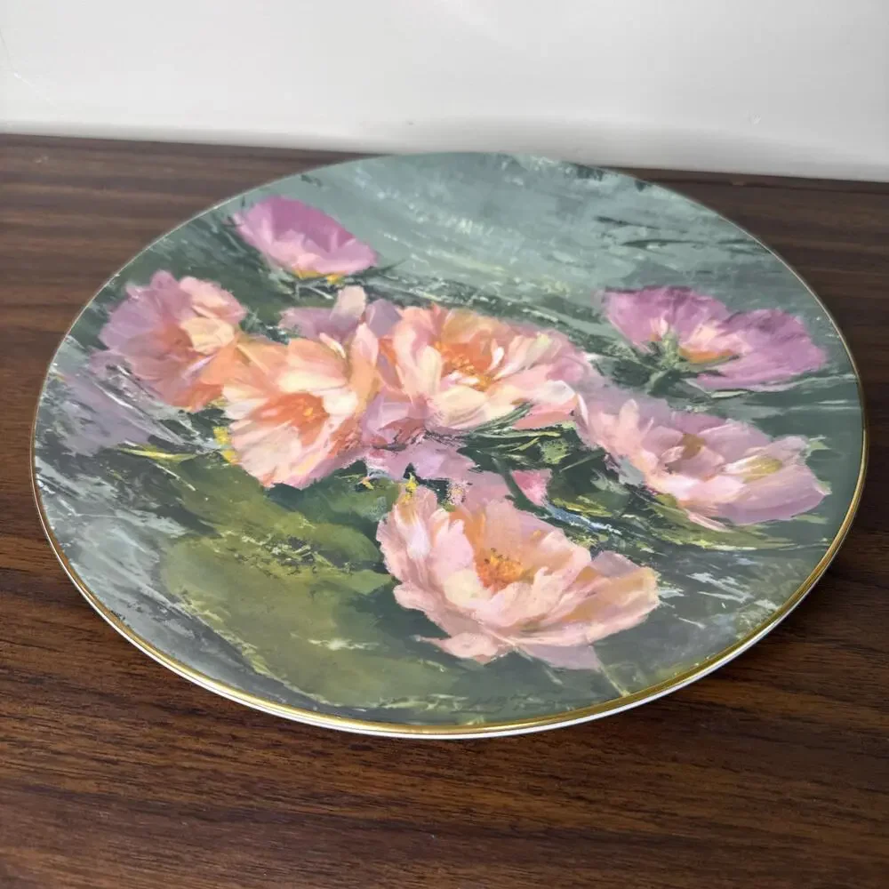 Royal Doulton Collector Plate: Hahn Vidal Dreaming Lotus, 1976