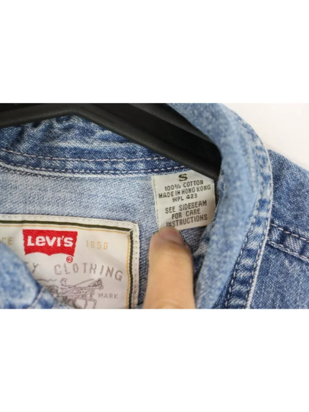 Levis shipped made sleeve