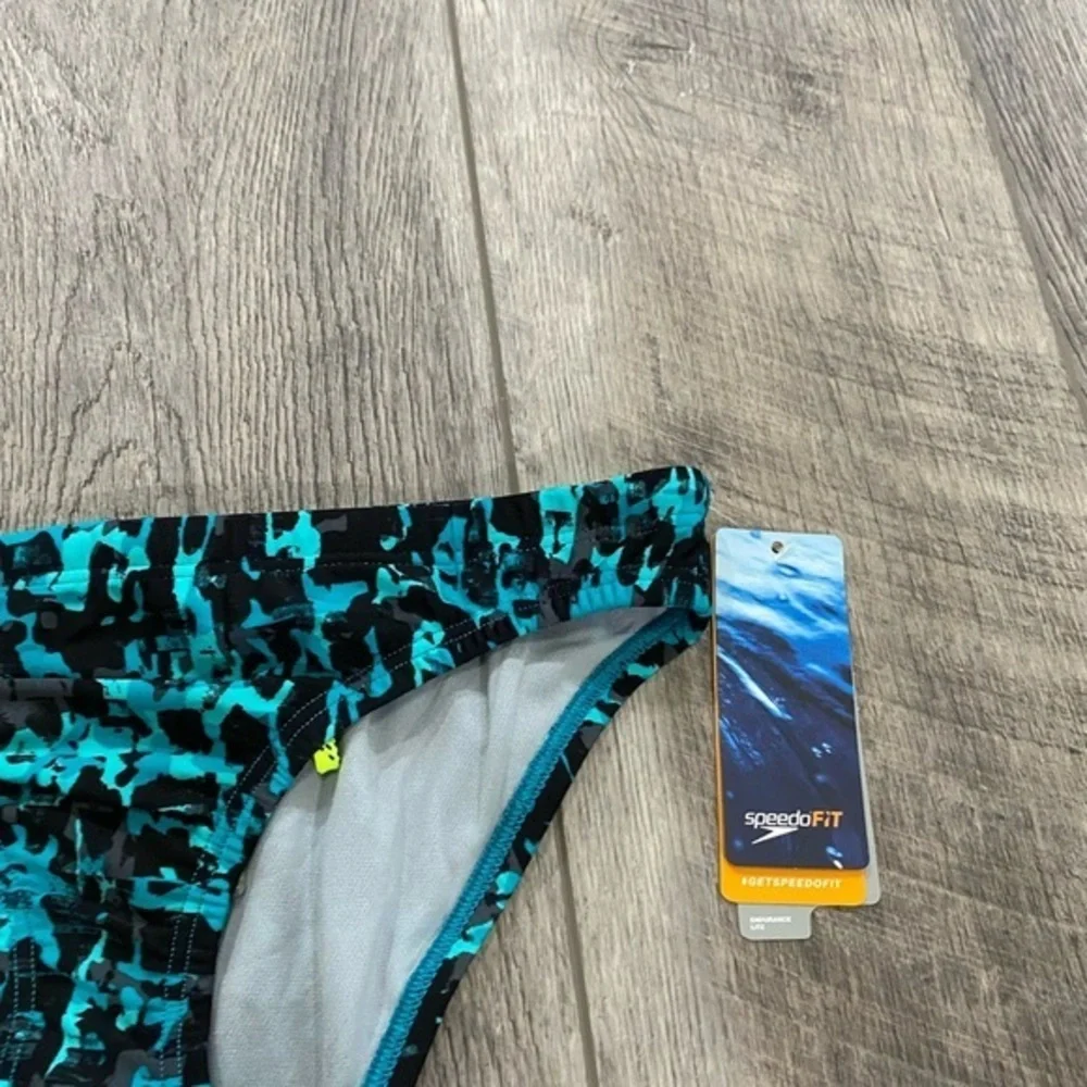 Speedo liner teal attached