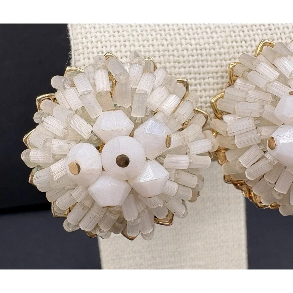 Vendome vintage white