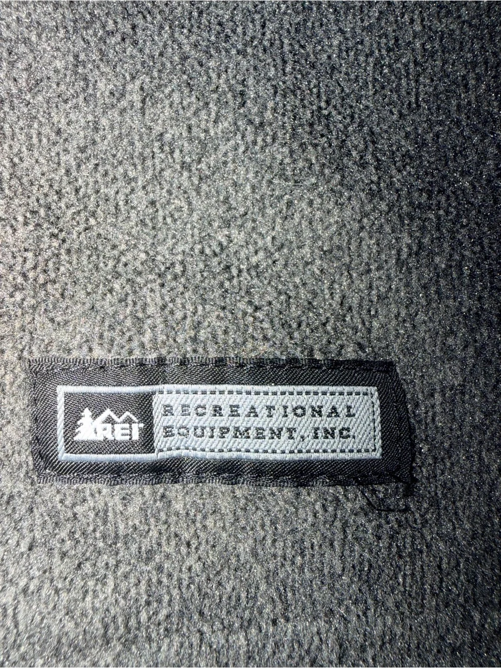 REI sleeveless fleece