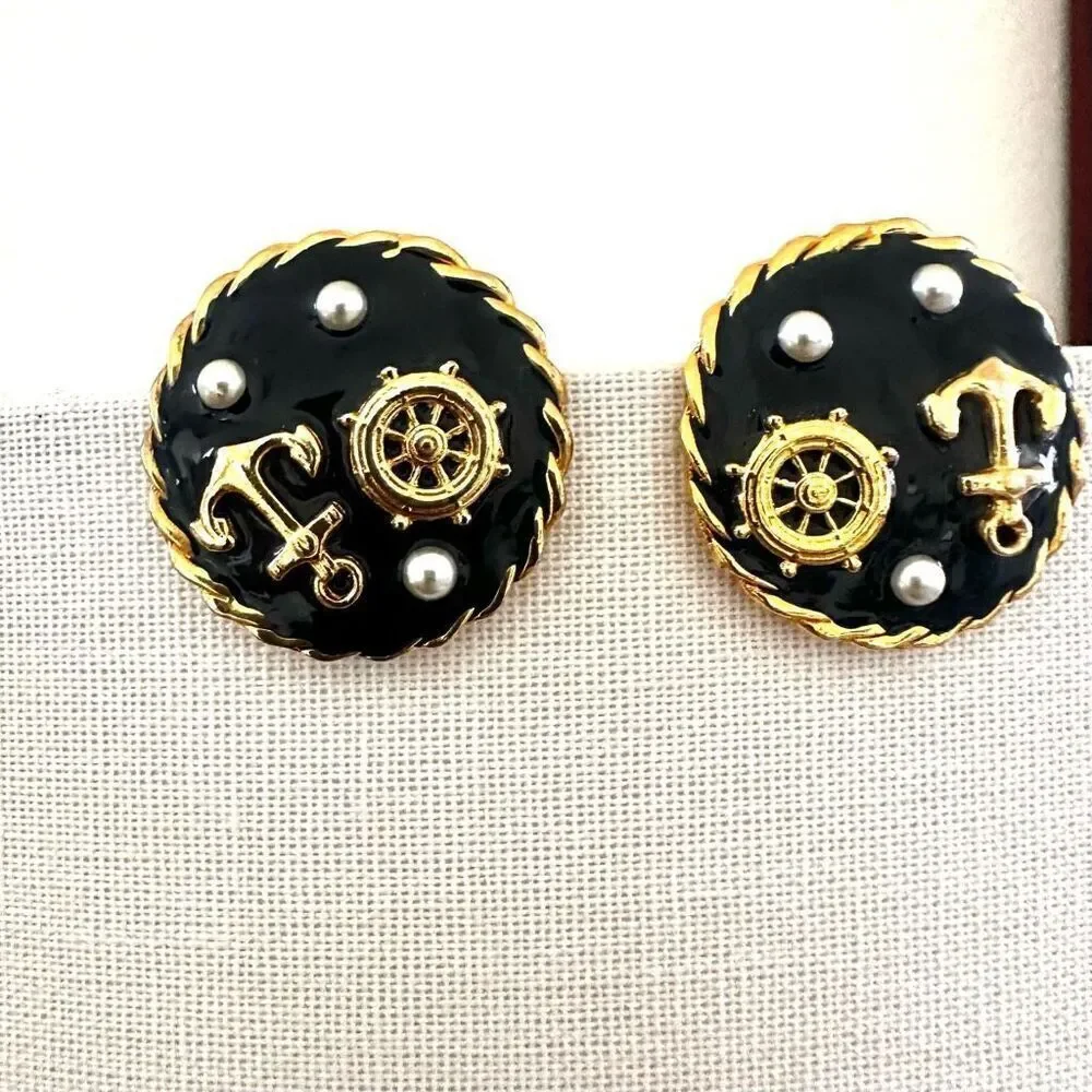 Navy round nautical western clip on vintage earrings
