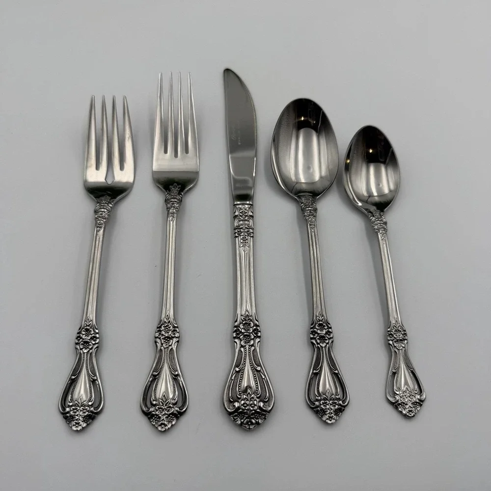 VALENTINE Stainless Flatware Rogers by Stanley Roberts 44‎ Piece Service For 8